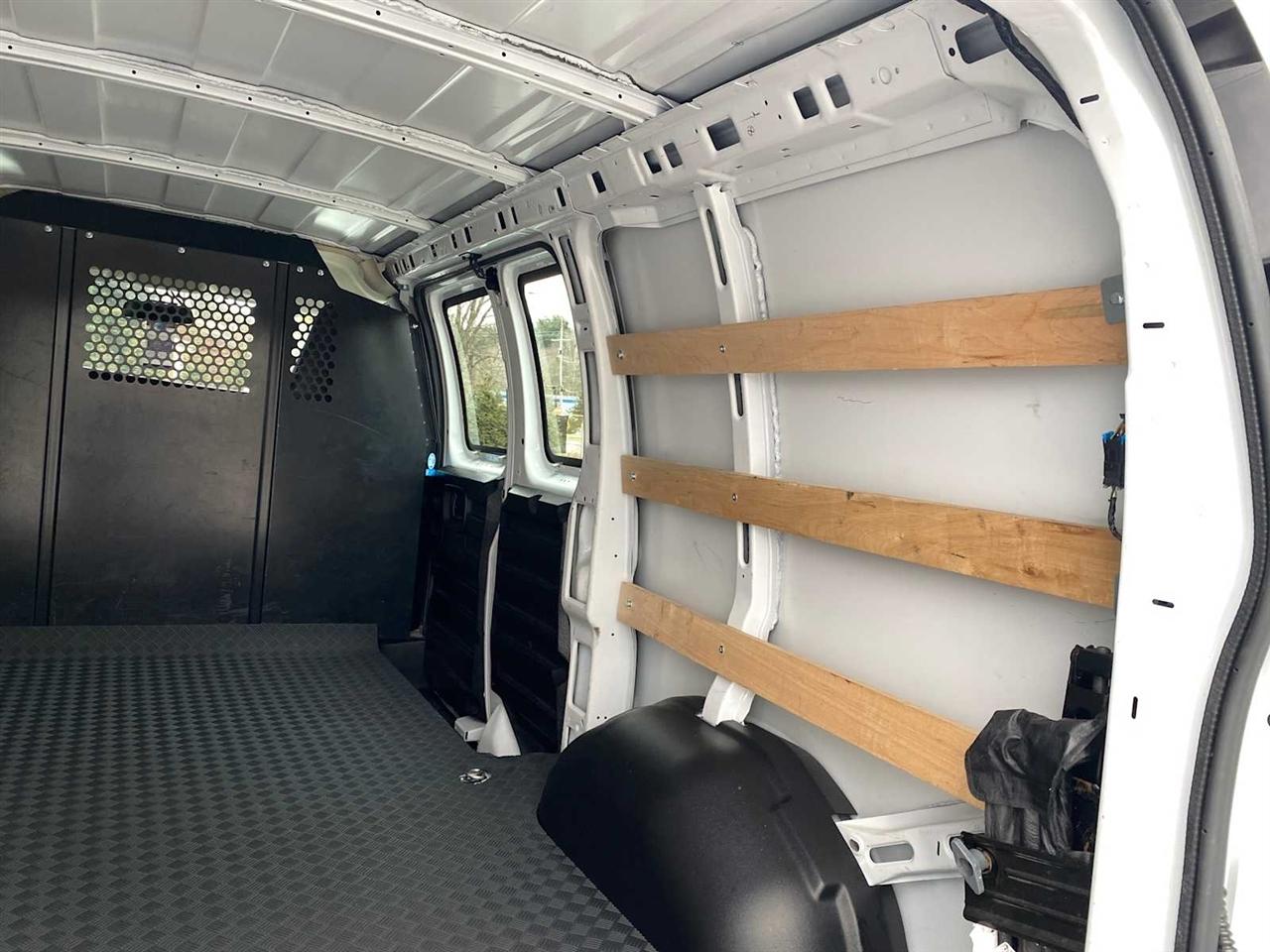 Chevrolet Express 2500 Cargo 2024