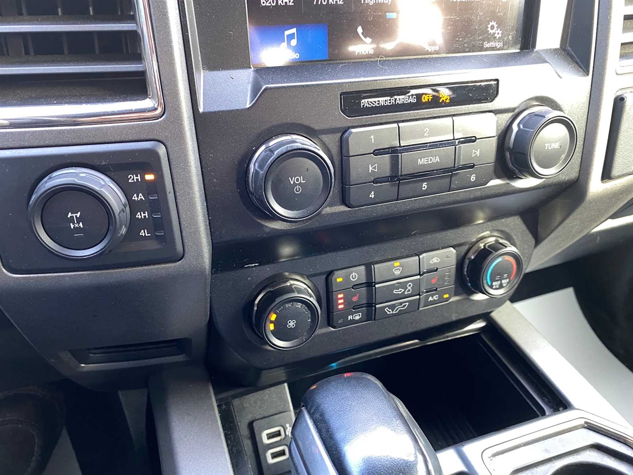 Ford F-150 Raptor SuperCrew 4WD 2019