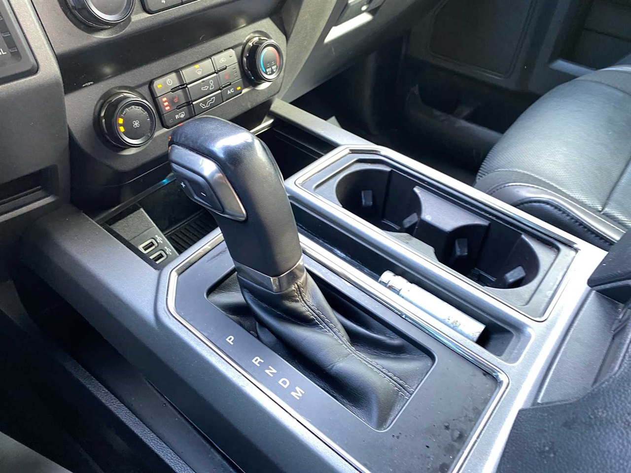 Ford F-150 Raptor SuperCrew 4WD 2019