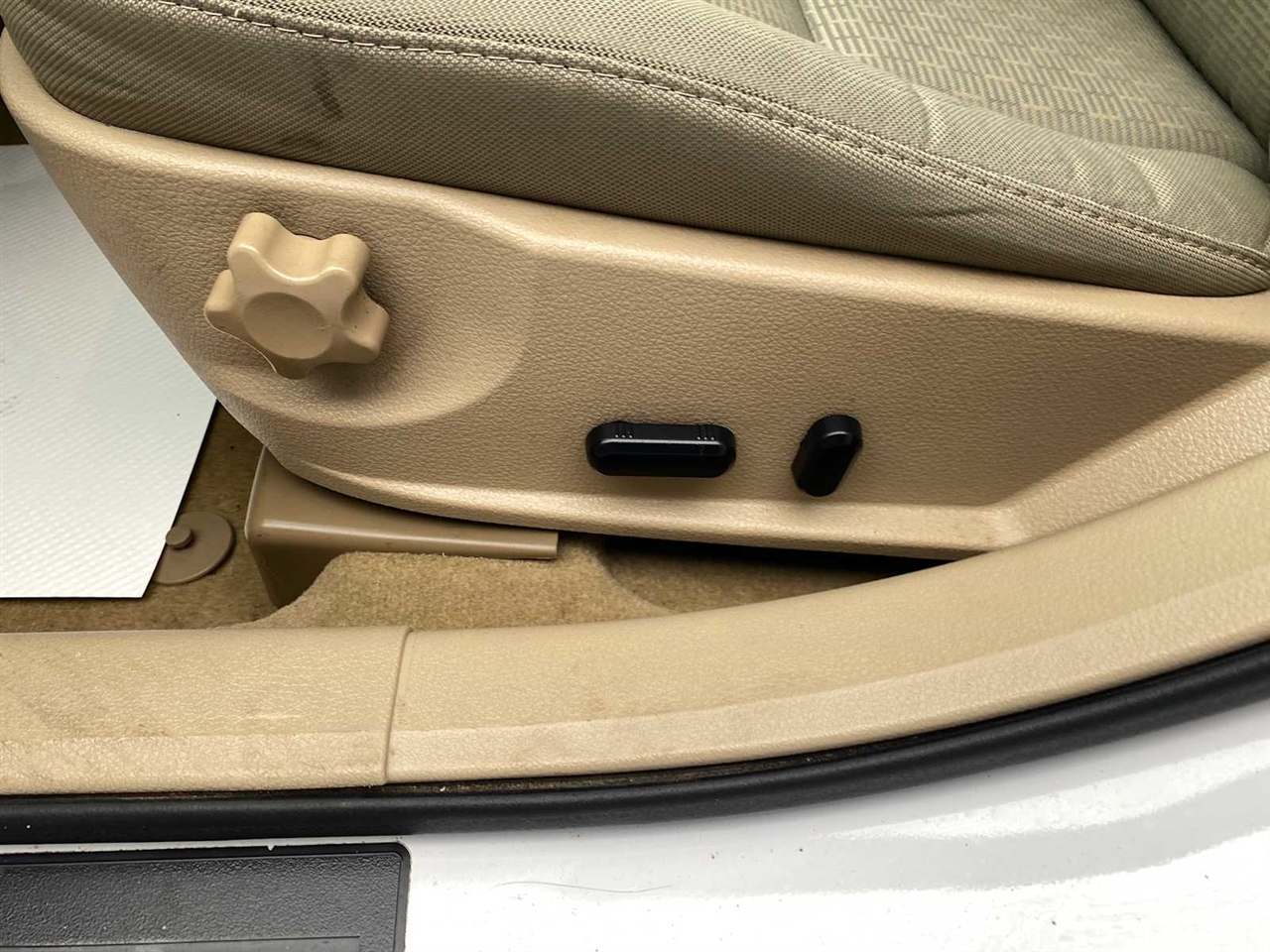 Ford Fusion I4 SE 2011