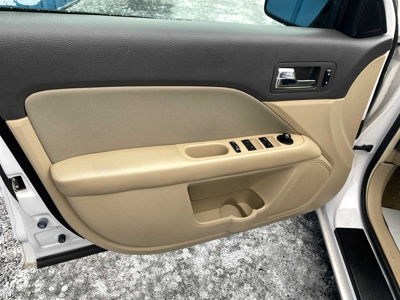 Ford Fusion I4 SE 2011