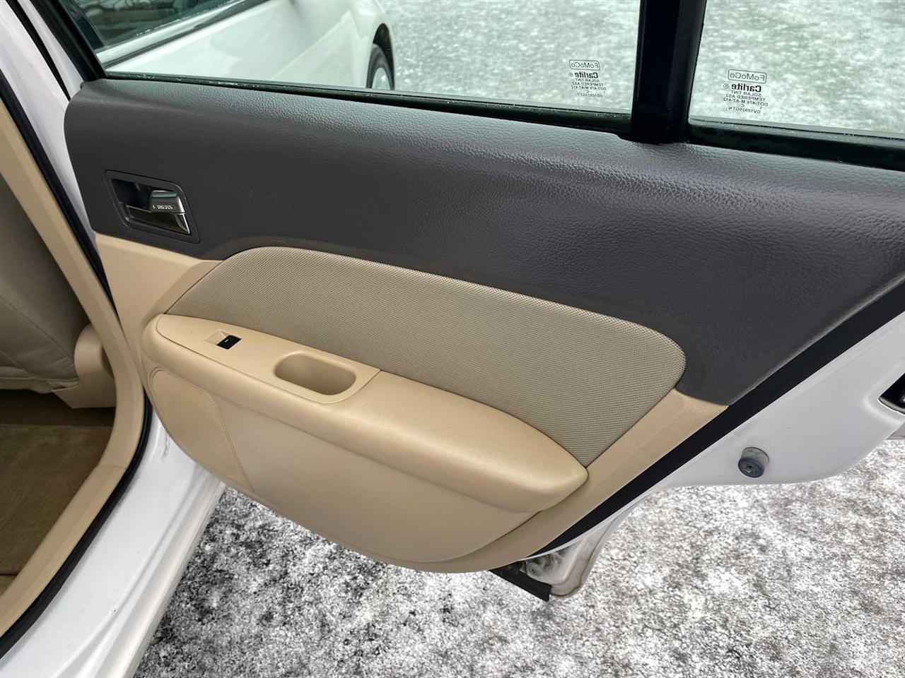 Ford Fusion I4 SE 2011