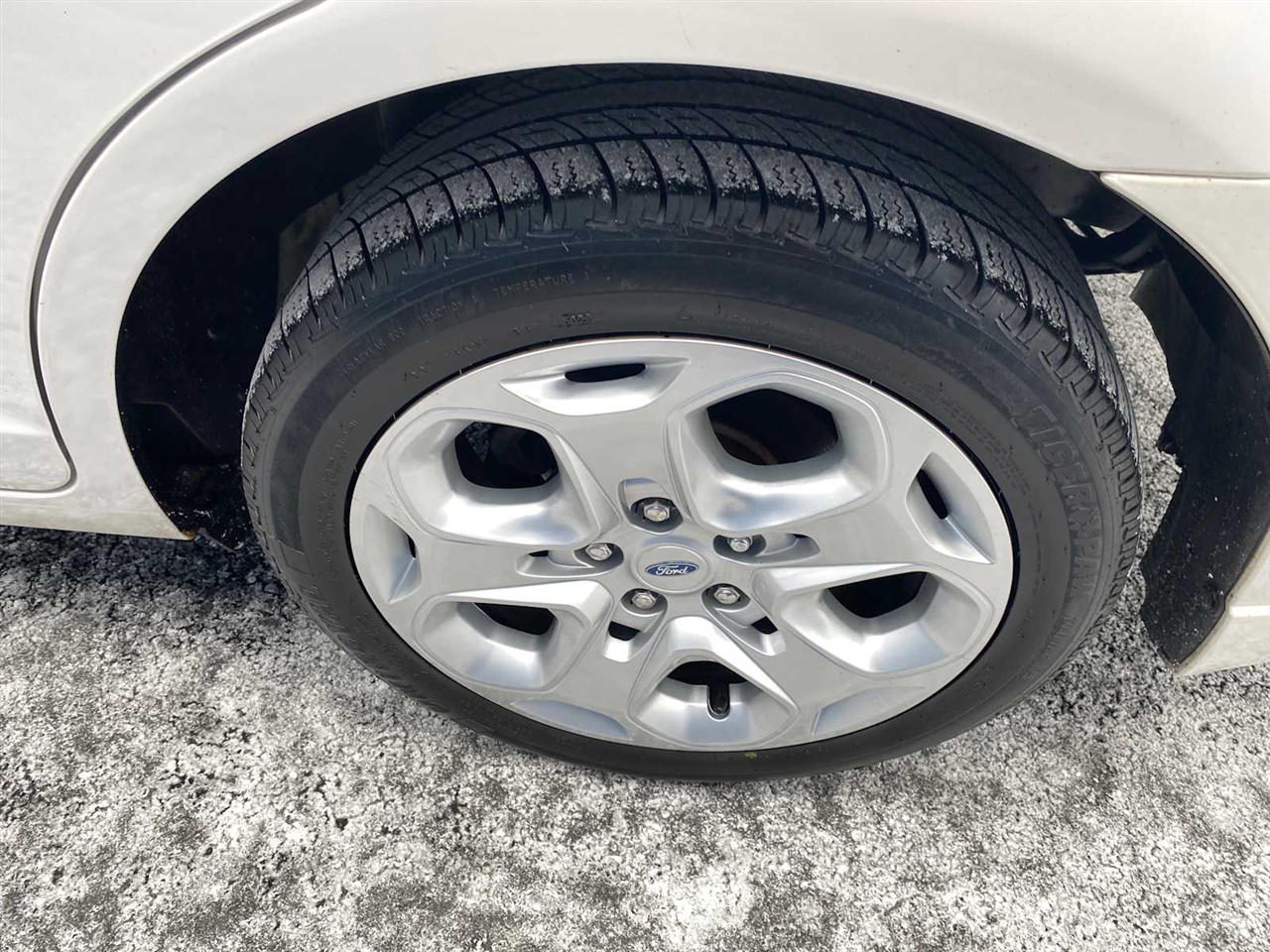 Ford Fusion I4 SE 2011