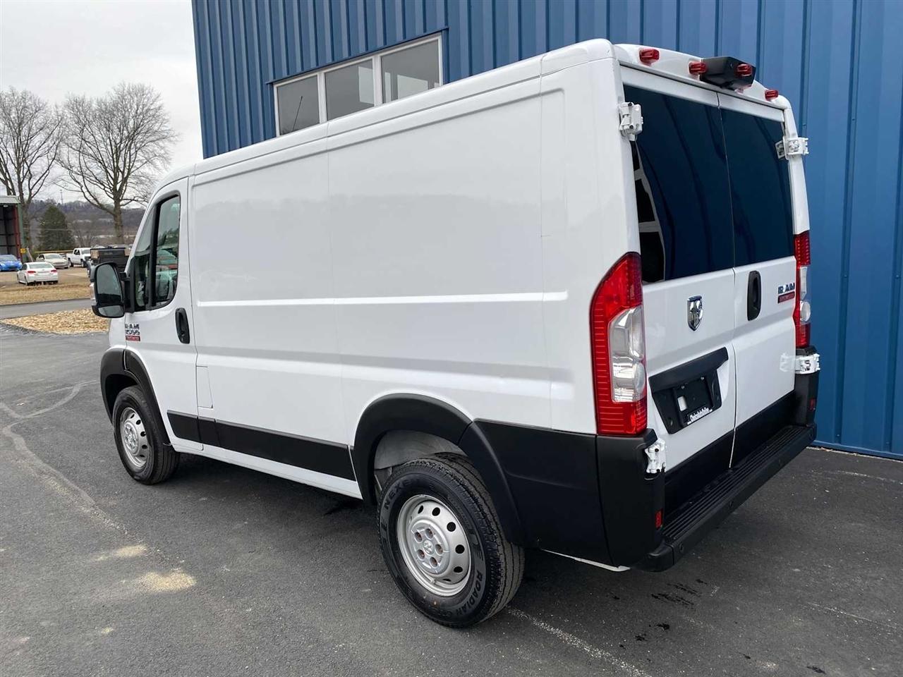 RAM Promaster 1500 Low Roof 118-in. WB 2021