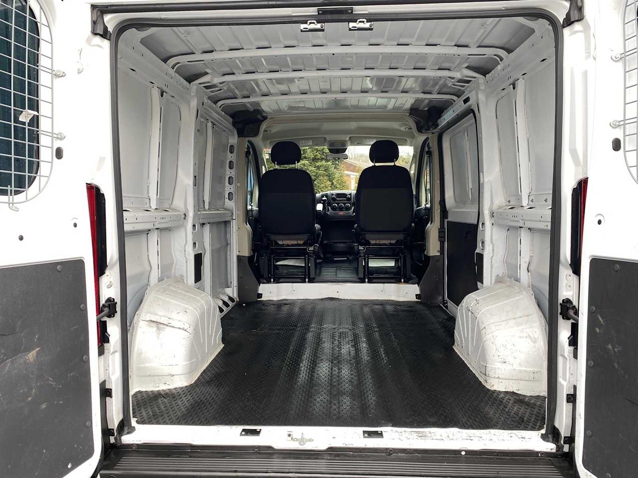 RAM Promaster 1500 Low Roof 118-in. WB 2021