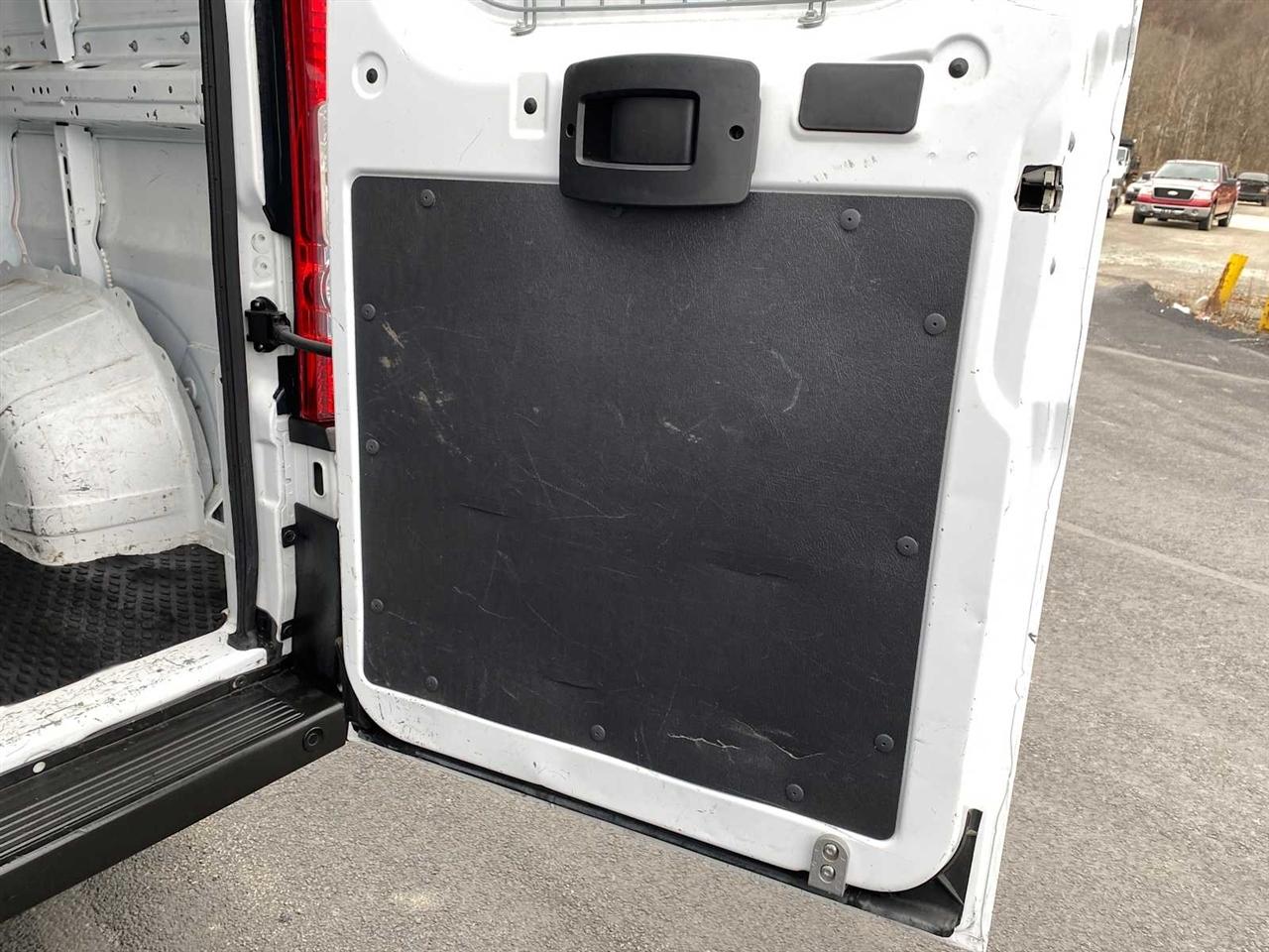 RAM Promaster 1500 Low Roof 118-in. WB 2021