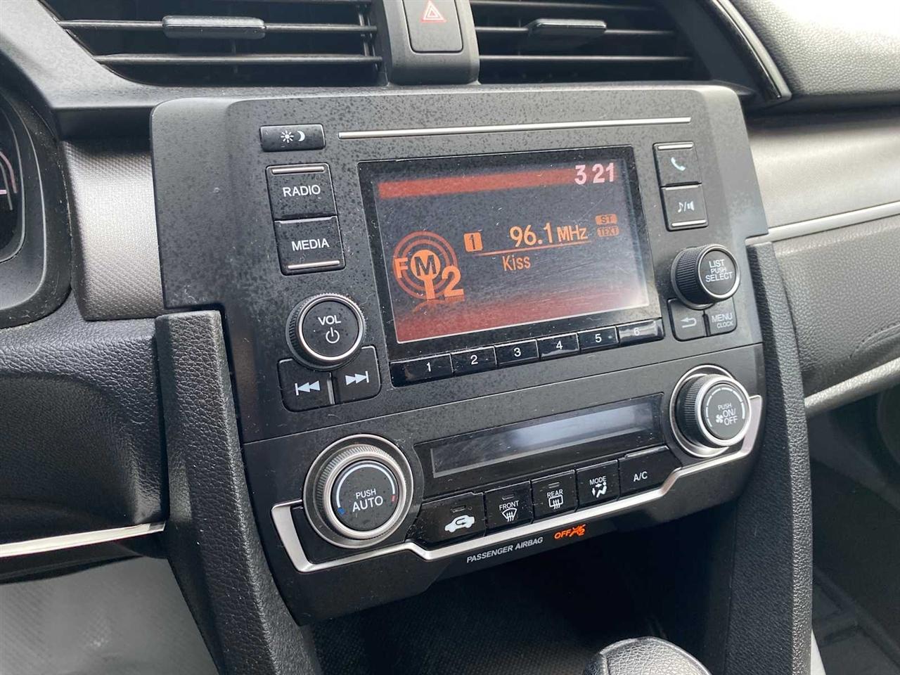 Honda Civic LX Sedan CVT 2016