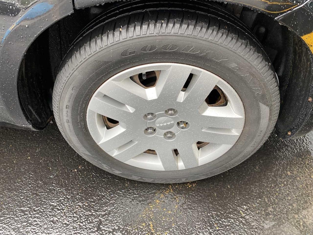 Dodge Avenger 4dr Sdn 2012