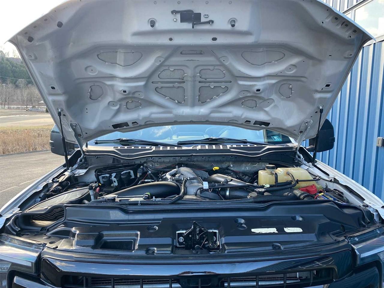 Ford F-250 SD Lariat Crew Cab 4WD 2022