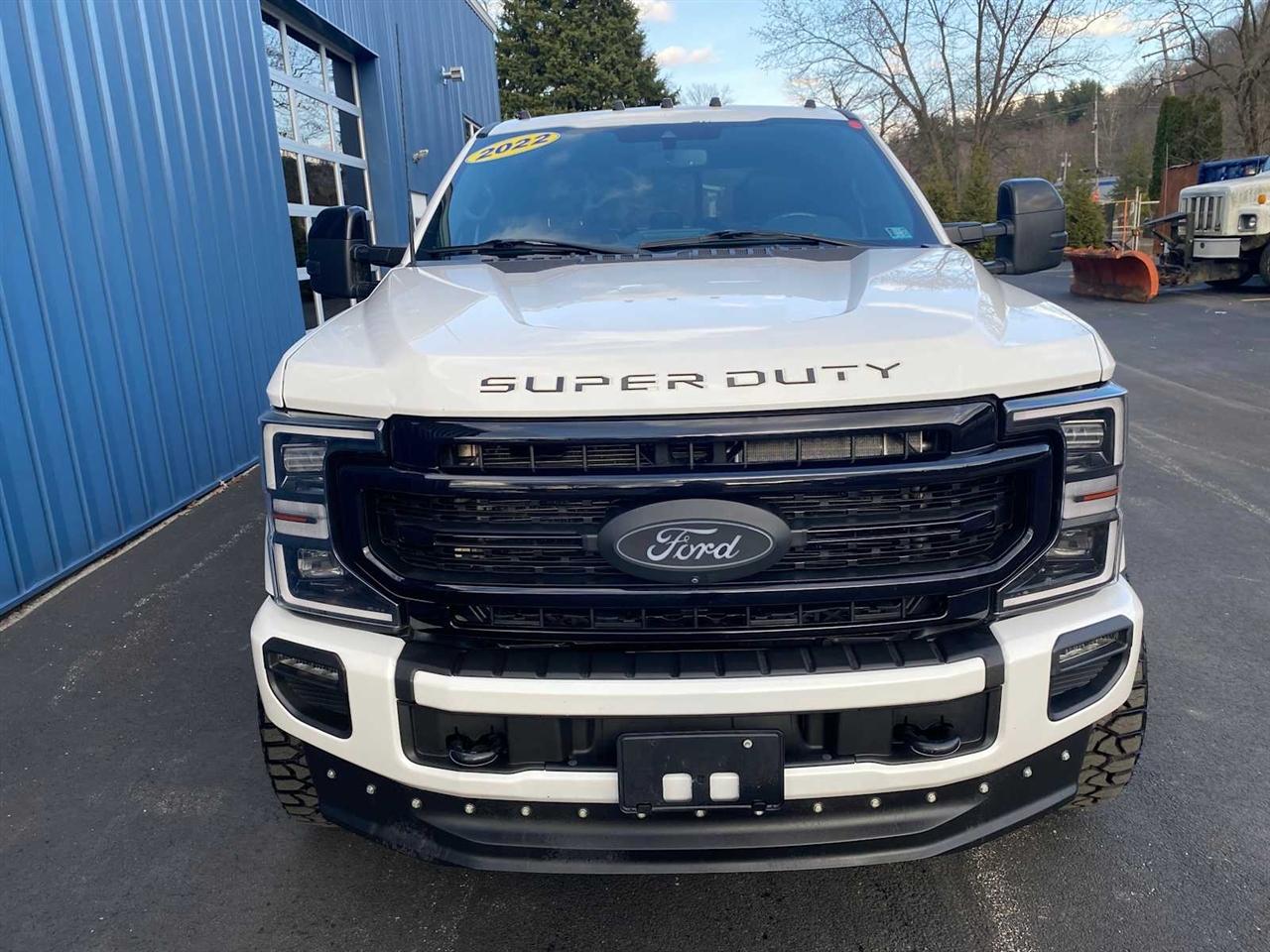 Ford F-250 SD Lariat Crew Cab 4WD 2022