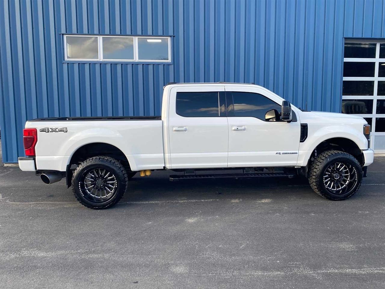 Ford F-250 SD Lariat Crew Cab 4WD 2022