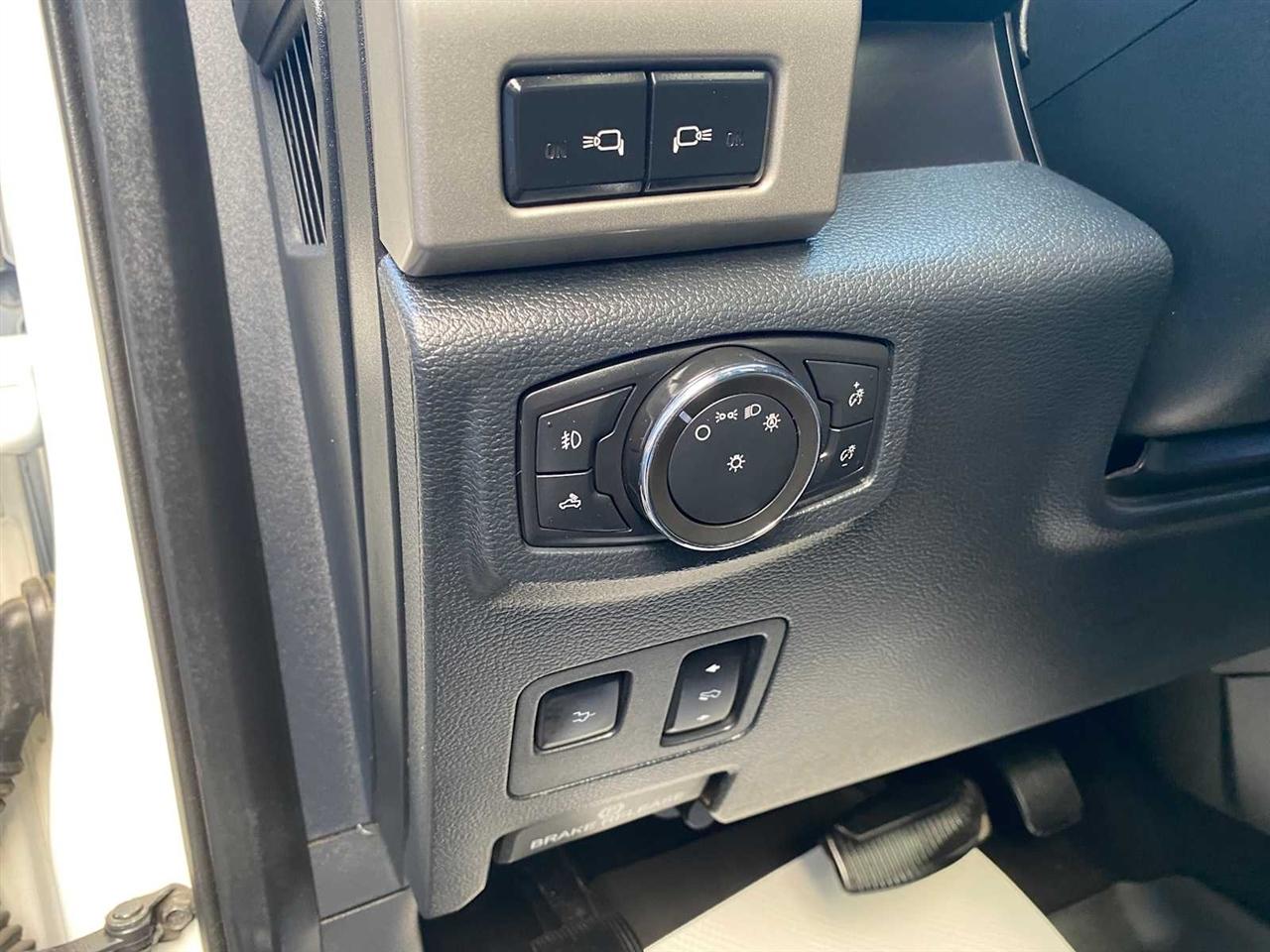 Ford F-250 SD Lariat Crew Cab 4WD 2022