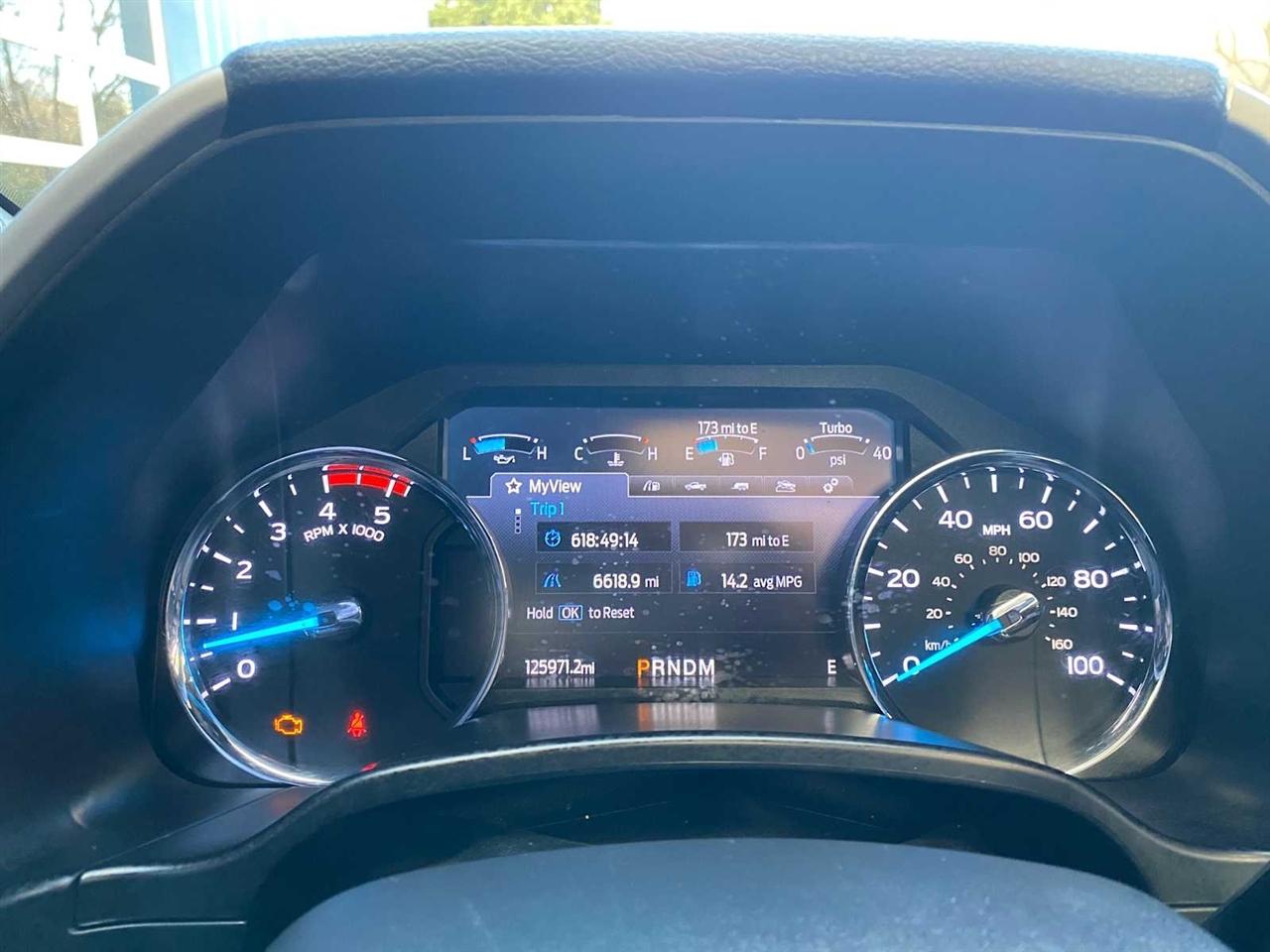 Ford F-250 SD Lariat Crew Cab 4WD 2022