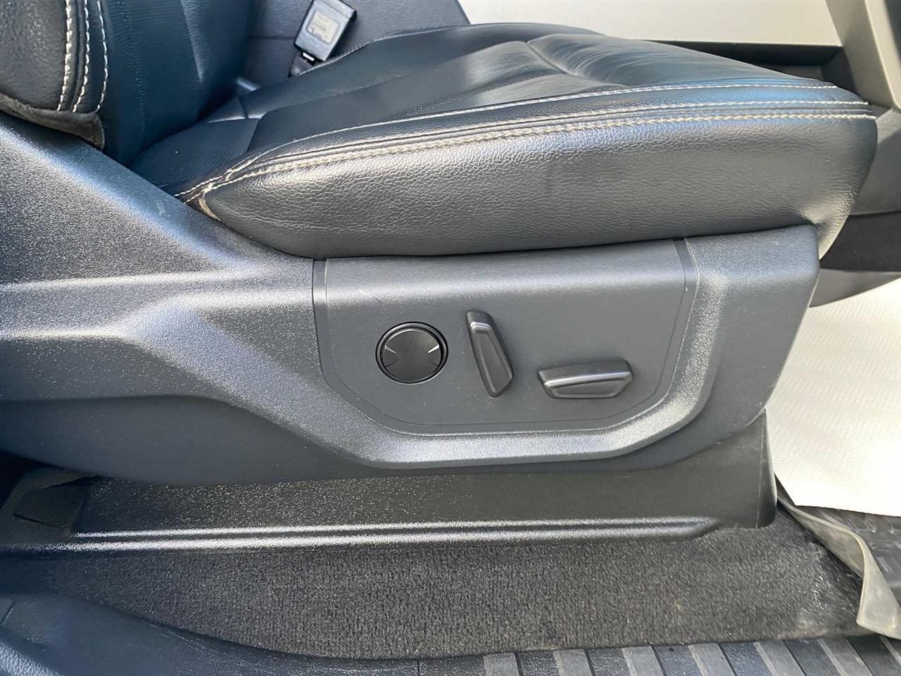 Ford F-250 SD Lariat Crew Cab 4WD 2022