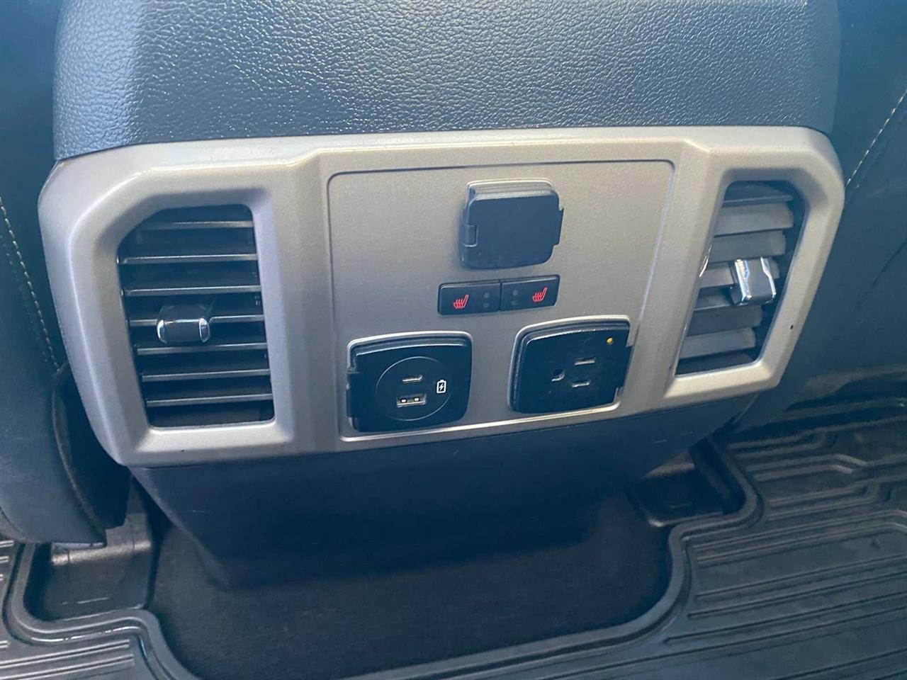 Ford F-250 SD Lariat Crew Cab 4WD 2022