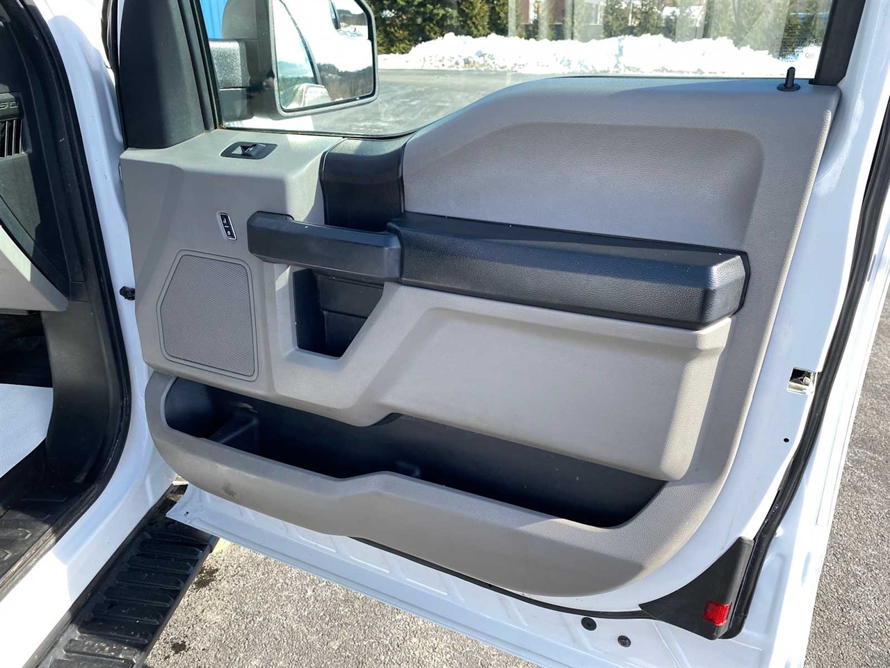 Ford F-150 XL SuperCab 4WD 2016