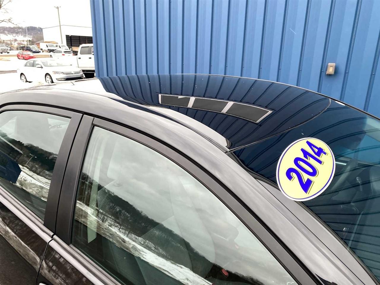 Toyota Corolla LE CVT 2014