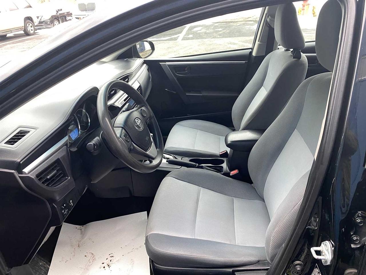 Toyota Corolla LE CVT 2014