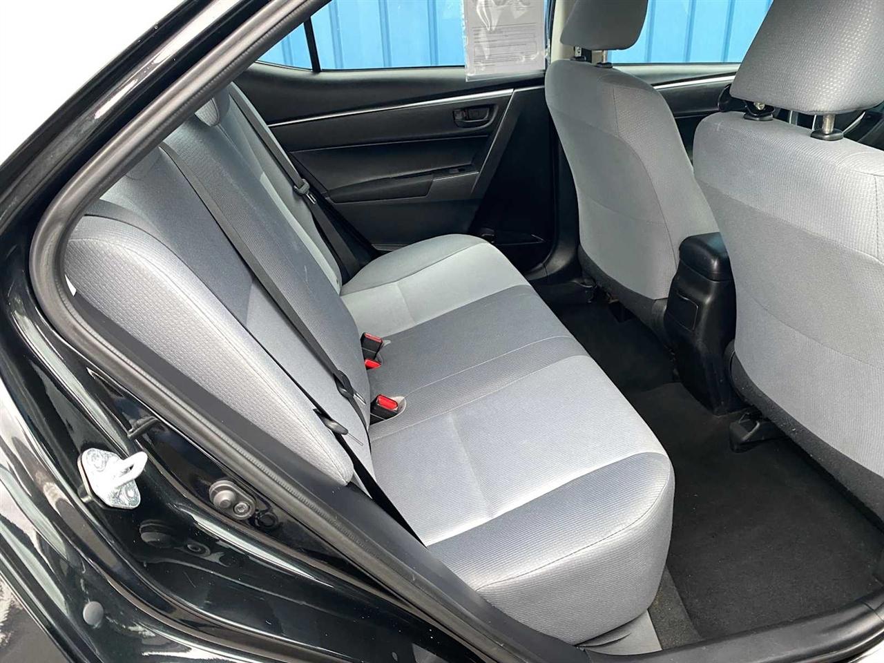 Toyota Corolla LE CVT 2014