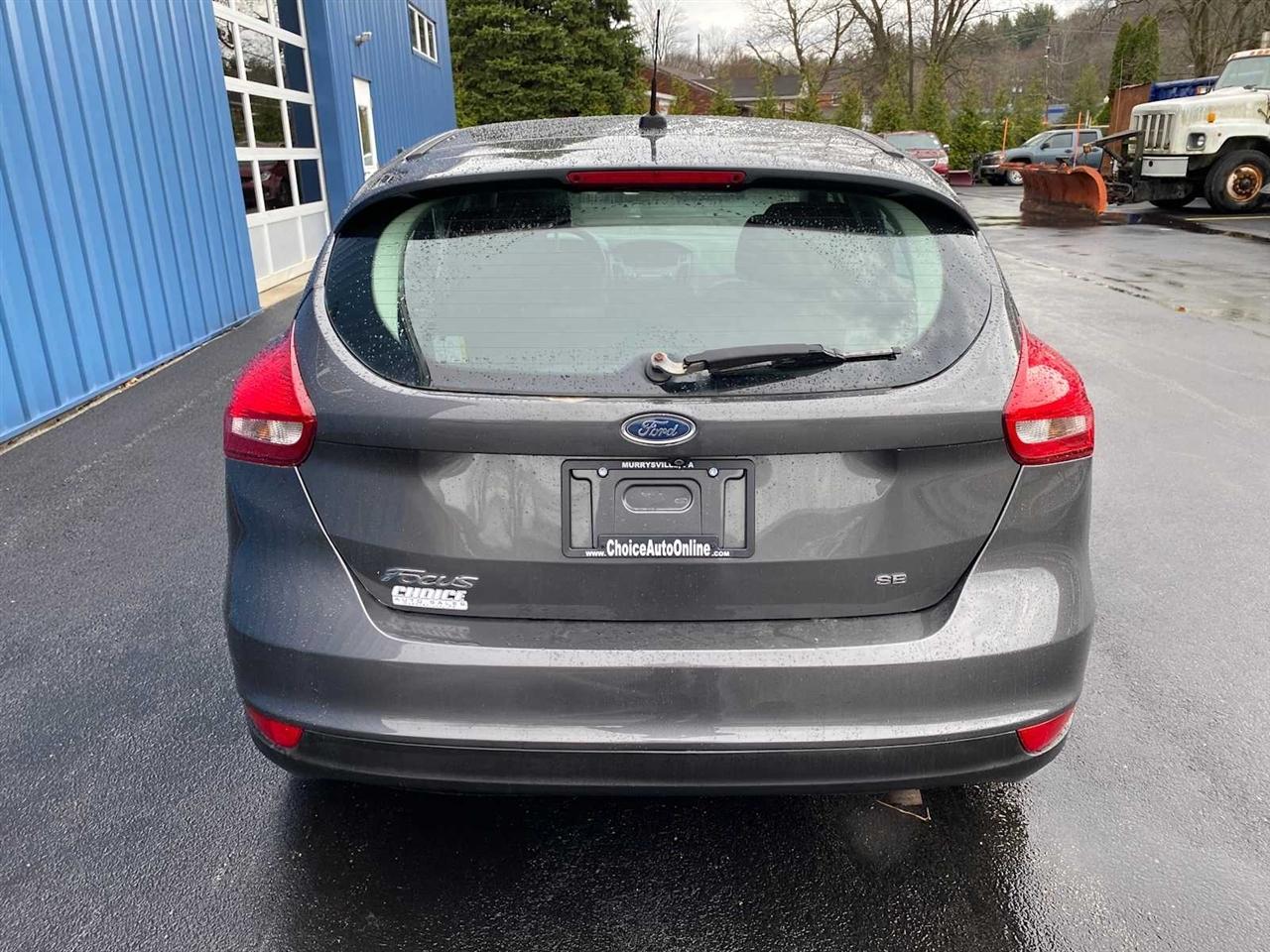 Ford Focus SE Hatch 2015