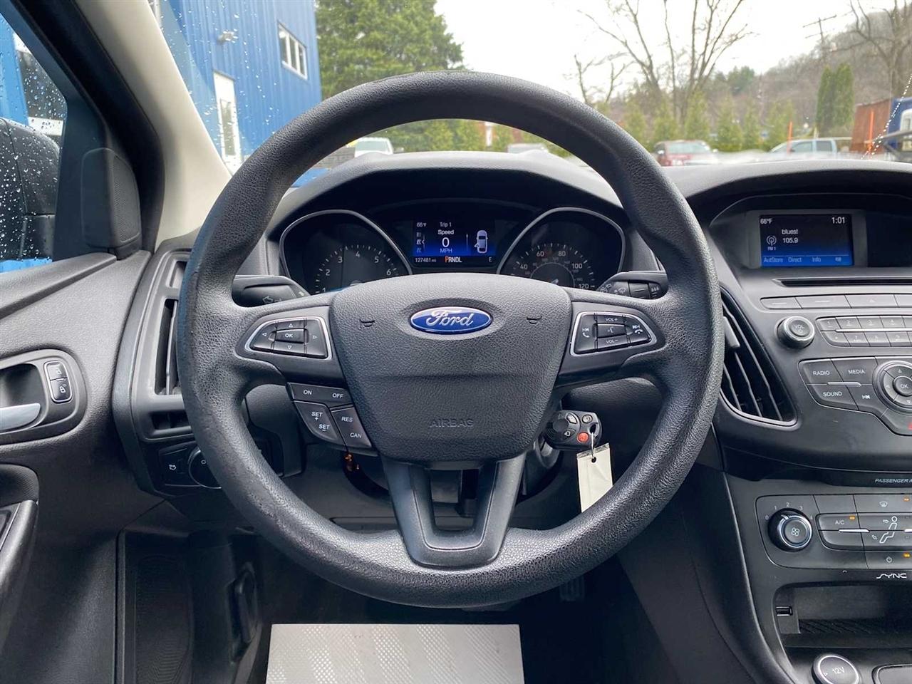 Ford Focus SE Hatch 2015