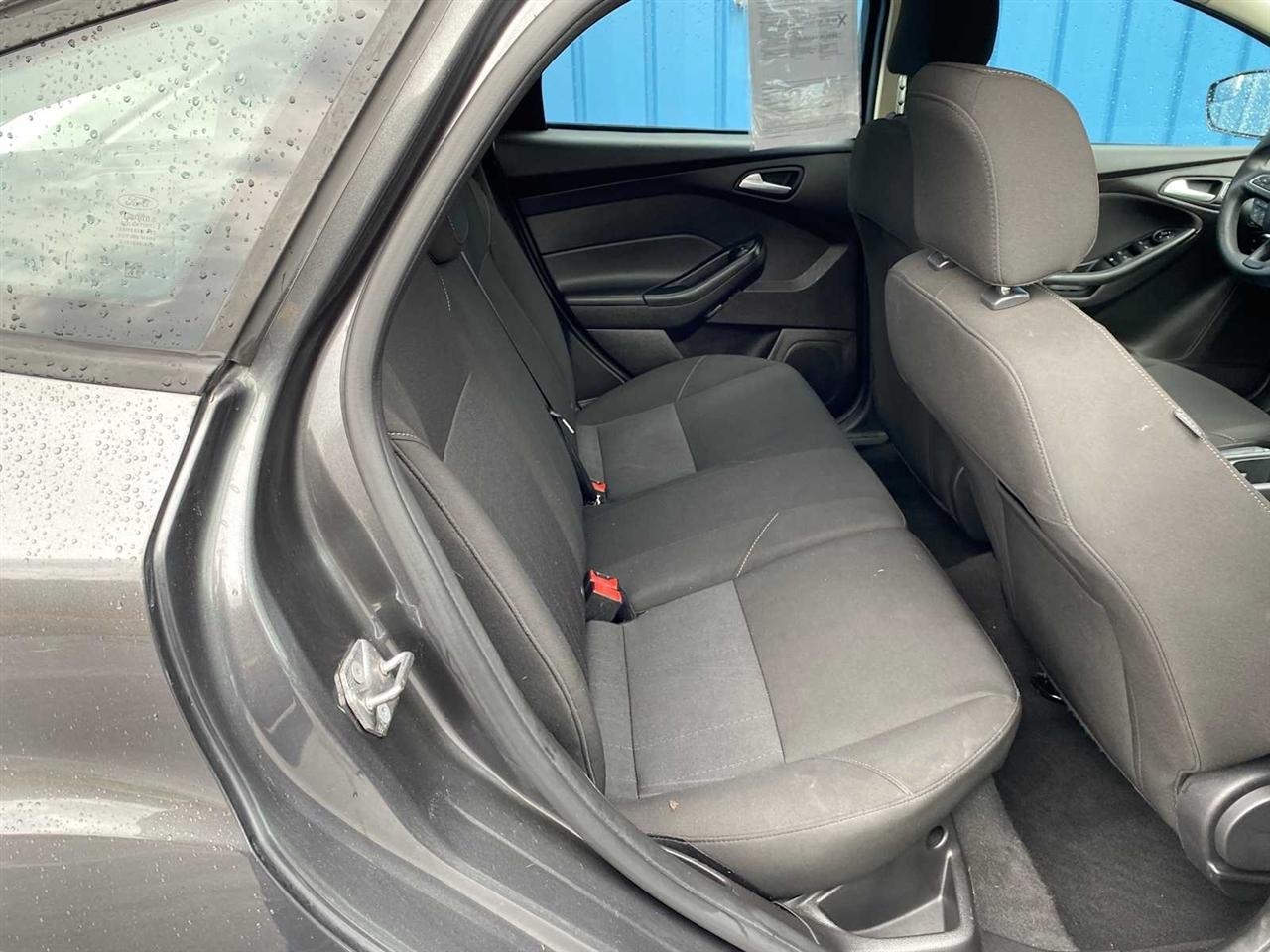 Ford Focus SE Hatch 2015