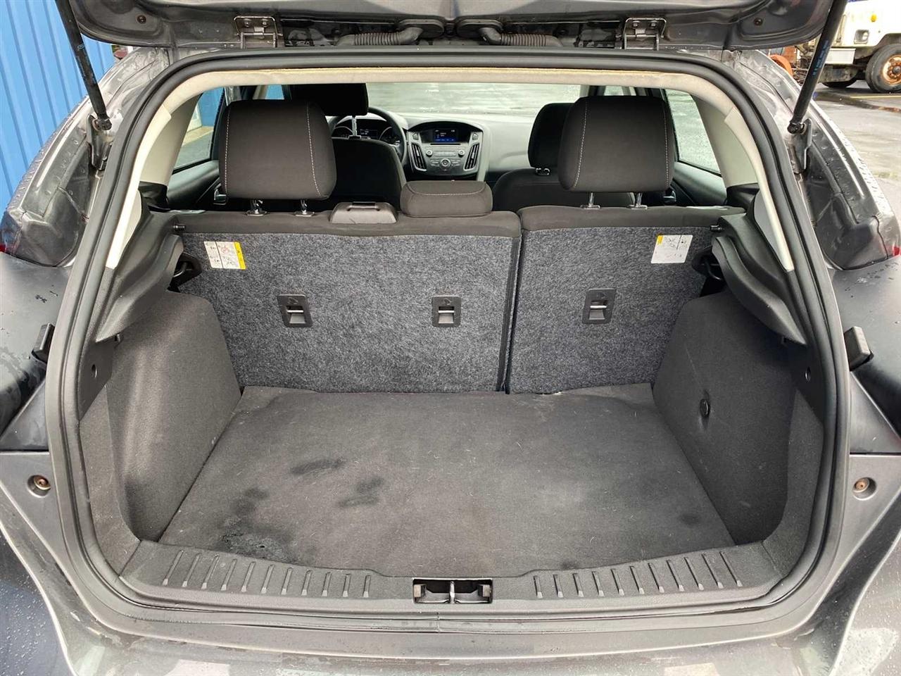 Ford Focus SE Hatch 2015