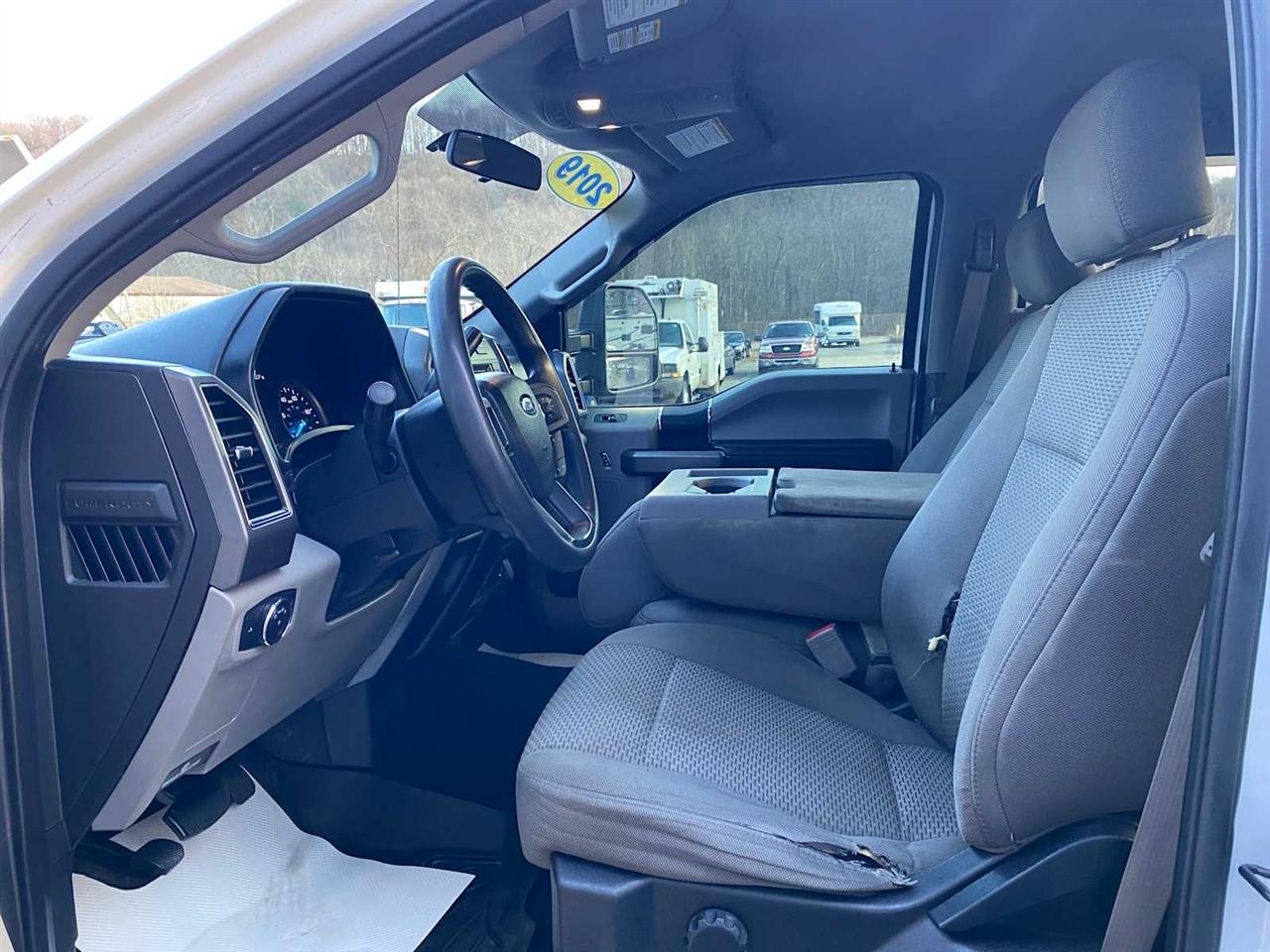 Ford F-250 SD XLT Crew Cab 4WD 2019