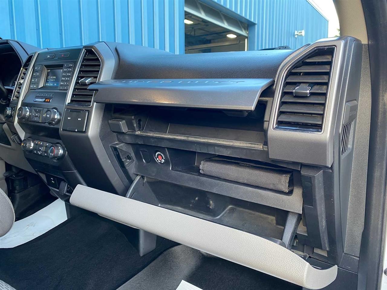 Ford F-250 SD XLT Crew Cab 4WD 2019