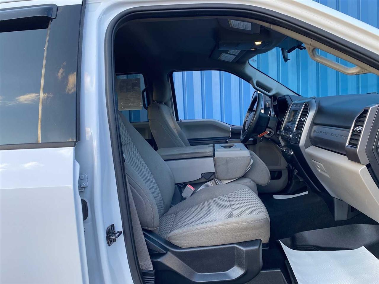 Ford F-250 SD XLT Crew Cab 4WD 2019