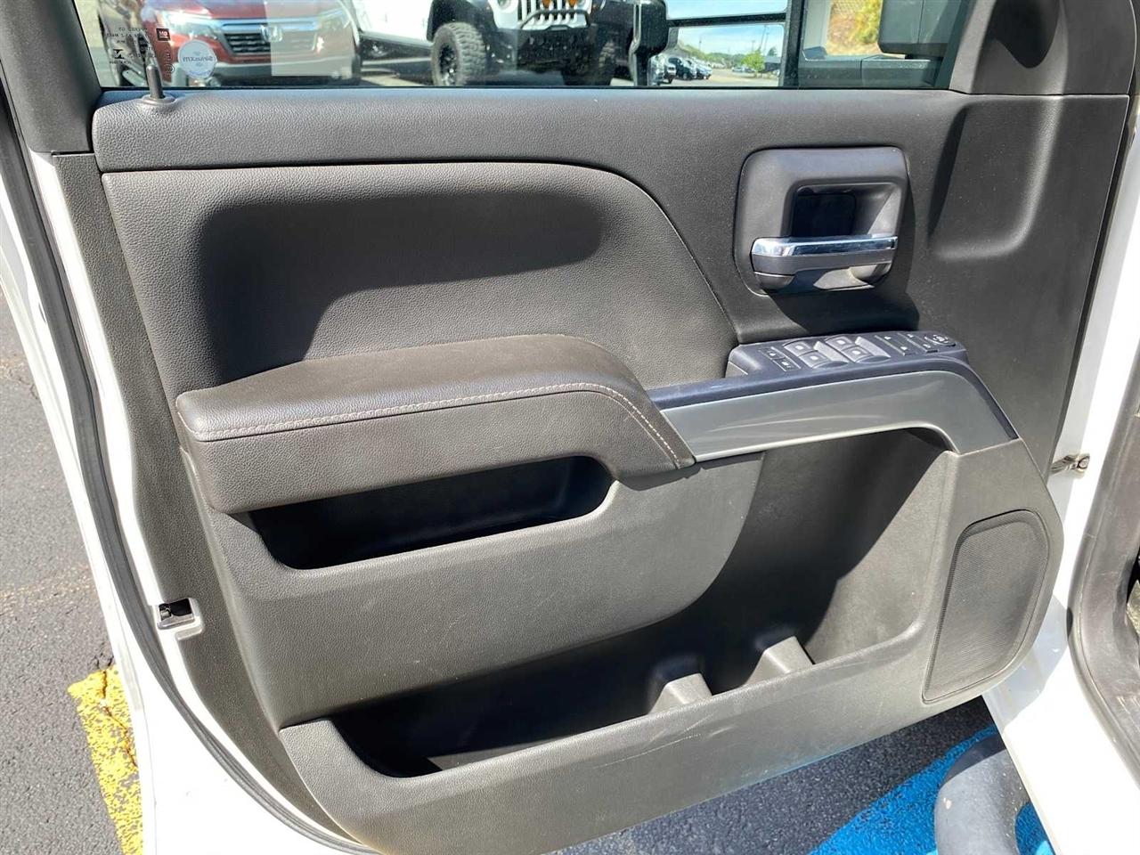 Chevrolet Silverado 1500 LT Crew Cab 4WD 2017