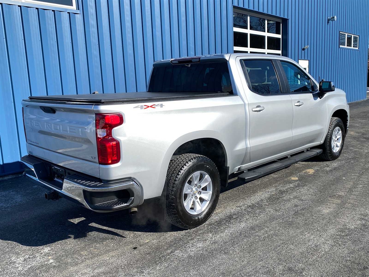 Chevrolet Silverado 1500 LT Crew Cab 4WD 2021