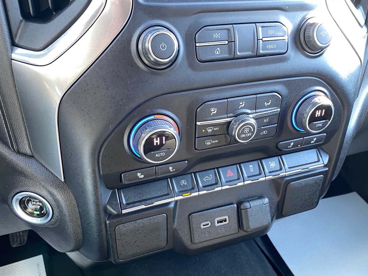 Chevrolet Silverado 1500 LT Crew Cab 4WD 2021