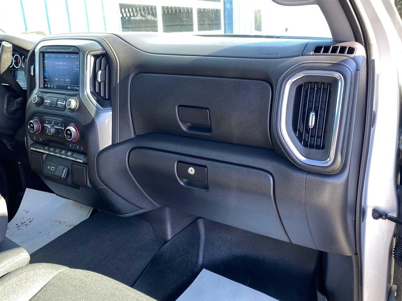 Chevrolet Silverado 1500 LT Crew Cab 4WD 2021