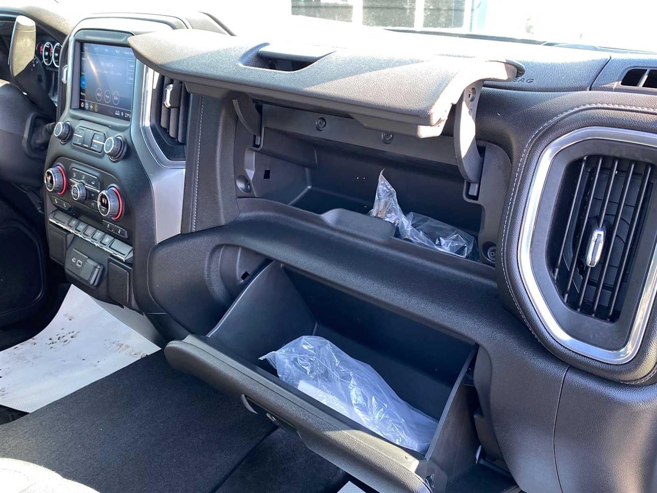 Chevrolet Silverado 1500 LT Crew Cab 4WD 2021