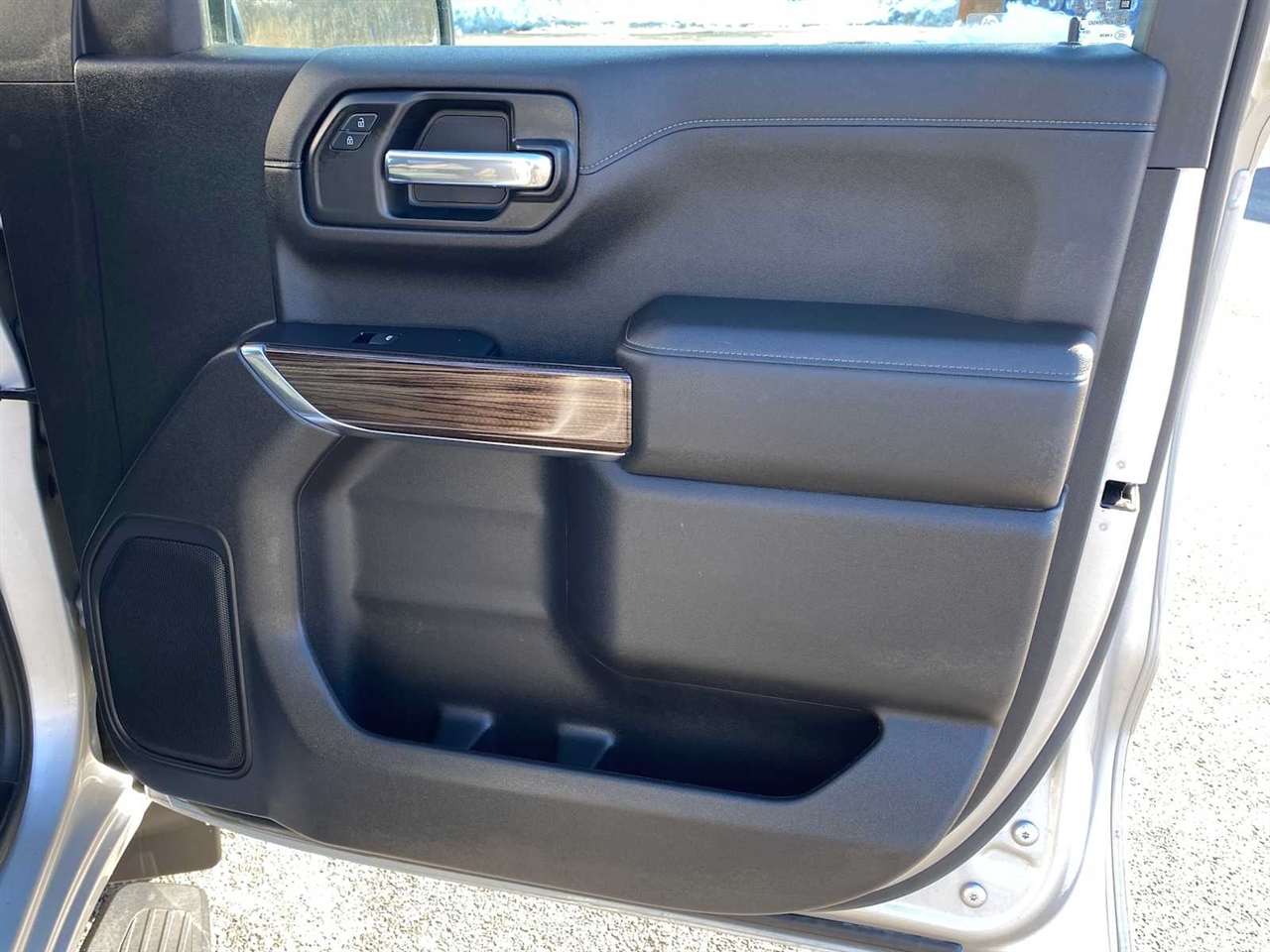 Chevrolet Silverado 1500 LT Crew Cab 4WD 2021