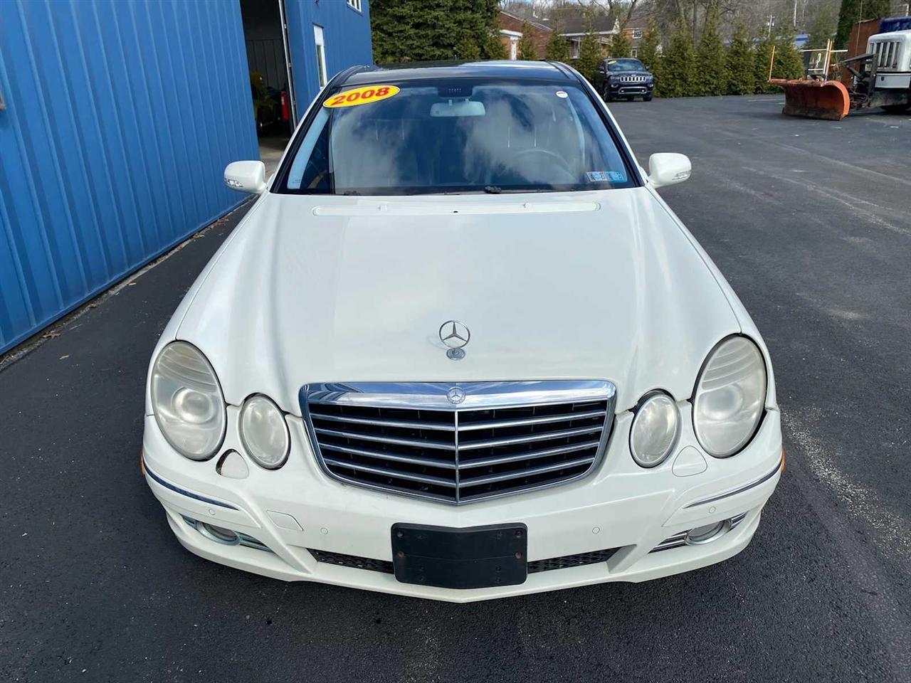 Mercedes-Benz E-Class E350 Luxury 4MATIC Sedan 2008