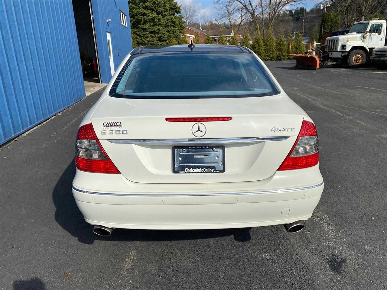 Mercedes-Benz E-Class E350 Luxury 4MATIC Sedan 2008