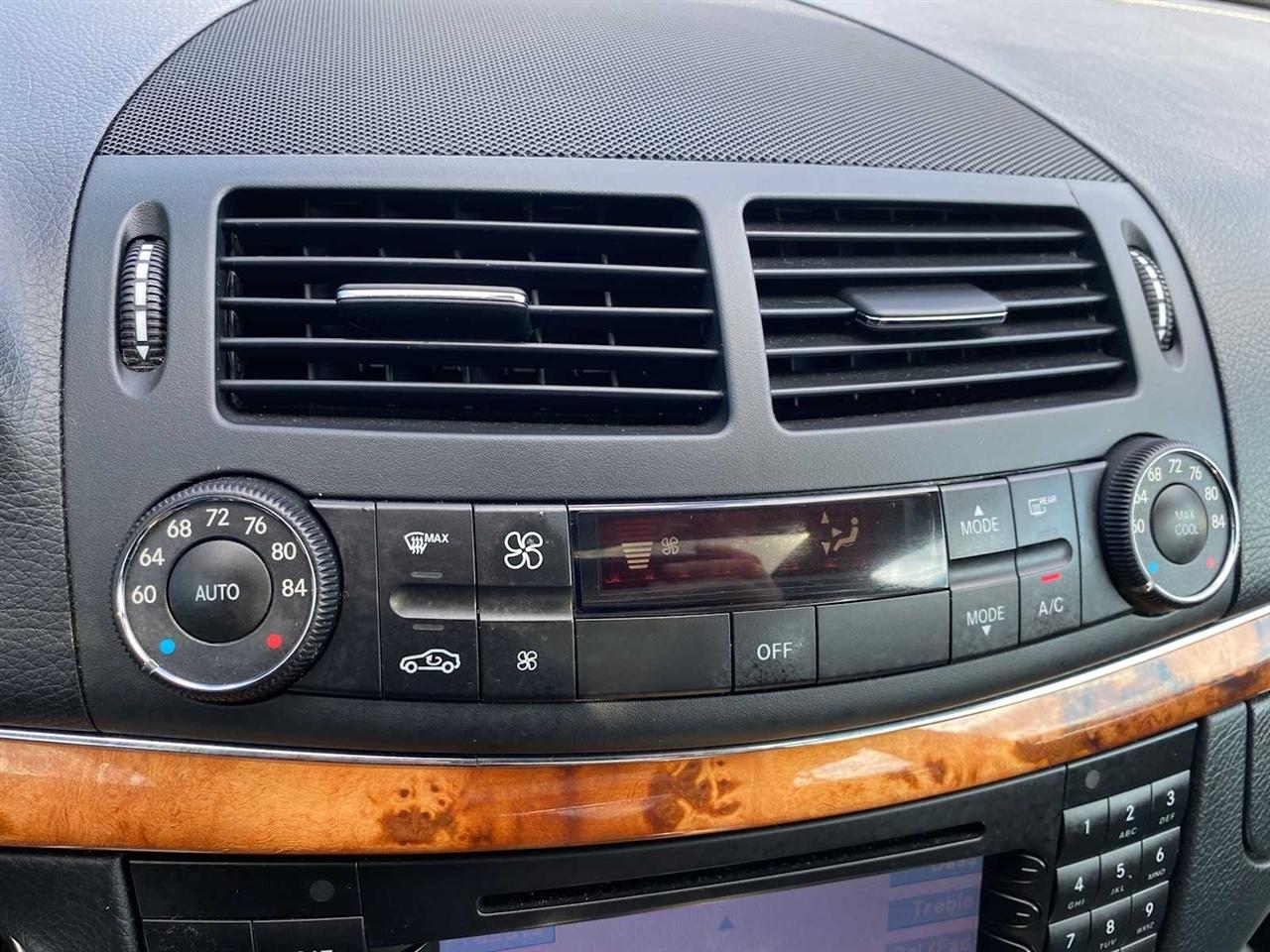 Mercedes-Benz E-Class E350 Luxury 4MATIC Sedan 2008