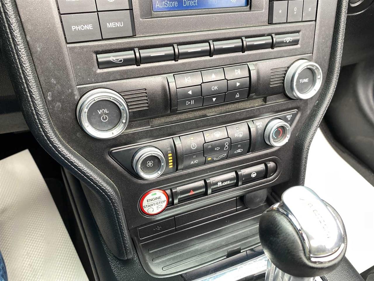 Ford Mustang V6 Convertible 2015