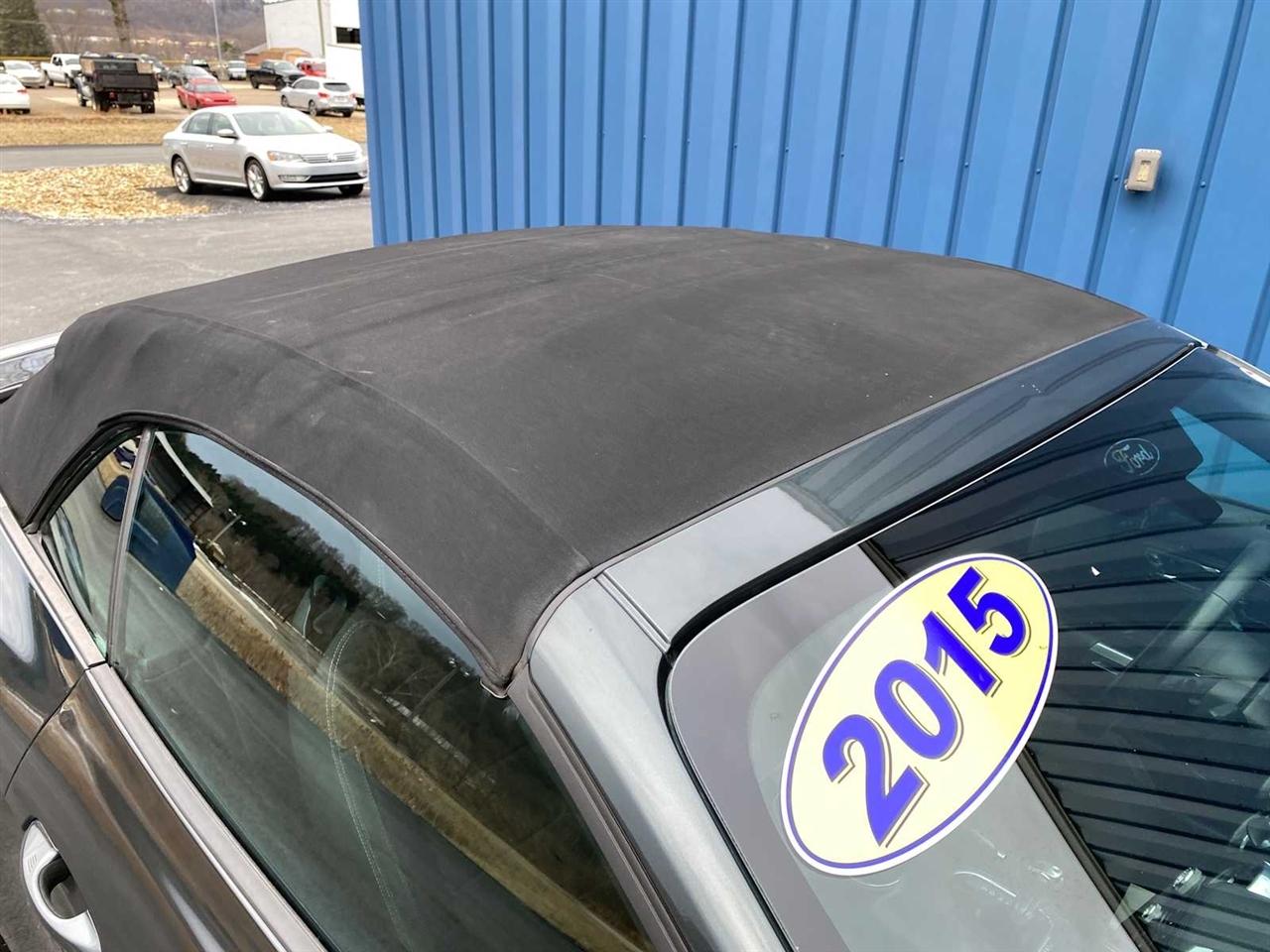 Ford Mustang V6 Convertible 2015