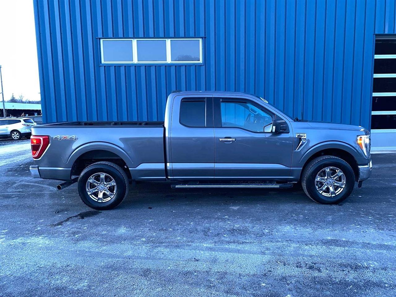 Ford F-150 XLT SuperCab 4WD 2021