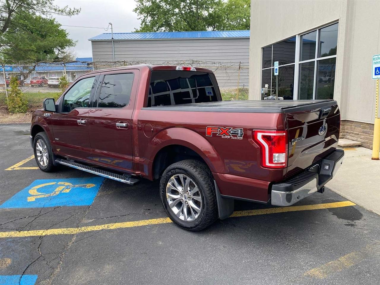 Ford F-150 XLT SuperCrew 4WD 2017