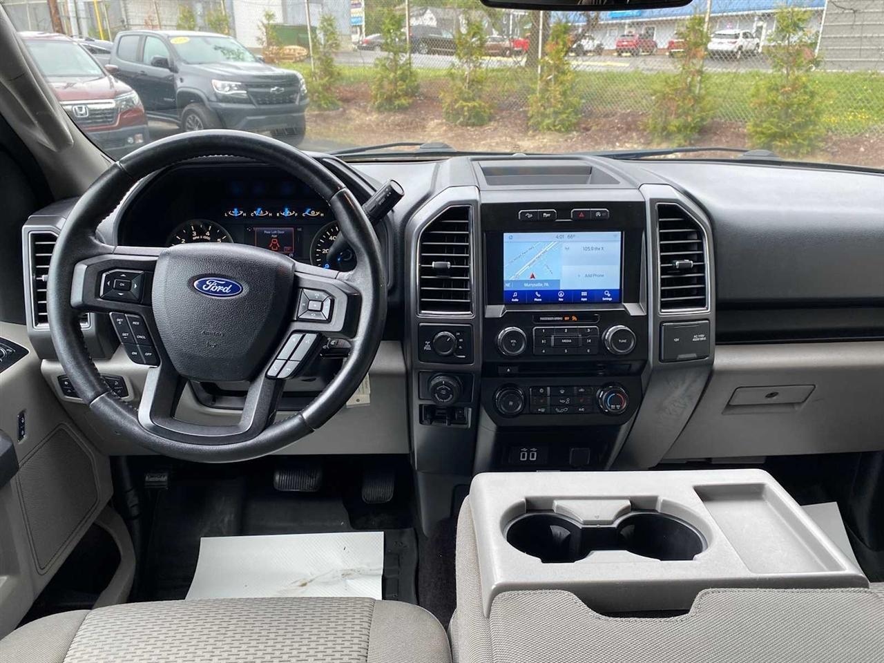 Ford F-150 XLT SuperCrew 4WD 2017