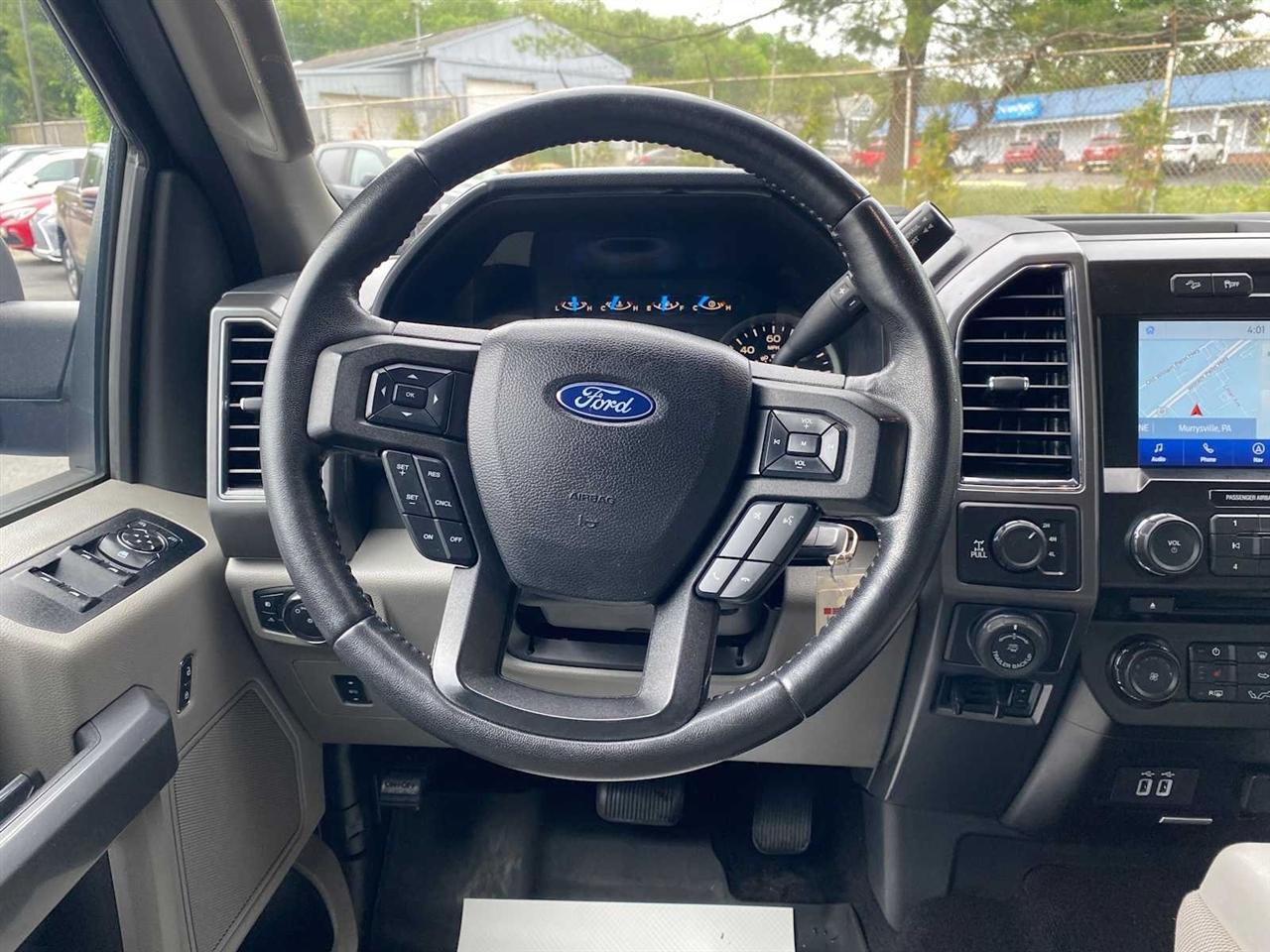 Ford F-150 XLT SuperCrew 4WD 2017