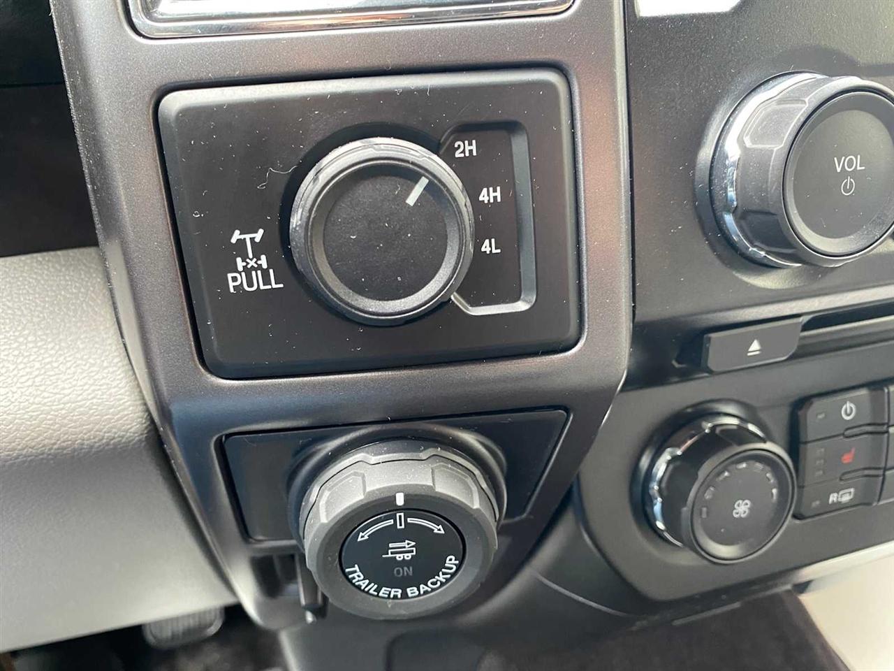 Ford F-150 XLT SuperCrew 4WD 2017