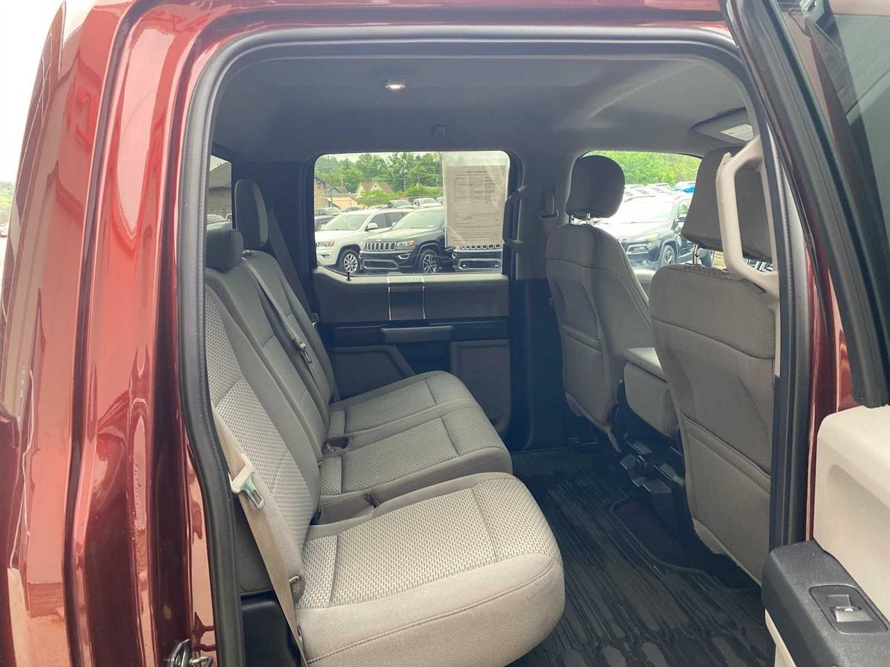 Ford F-150 XLT SuperCrew 4WD 2017