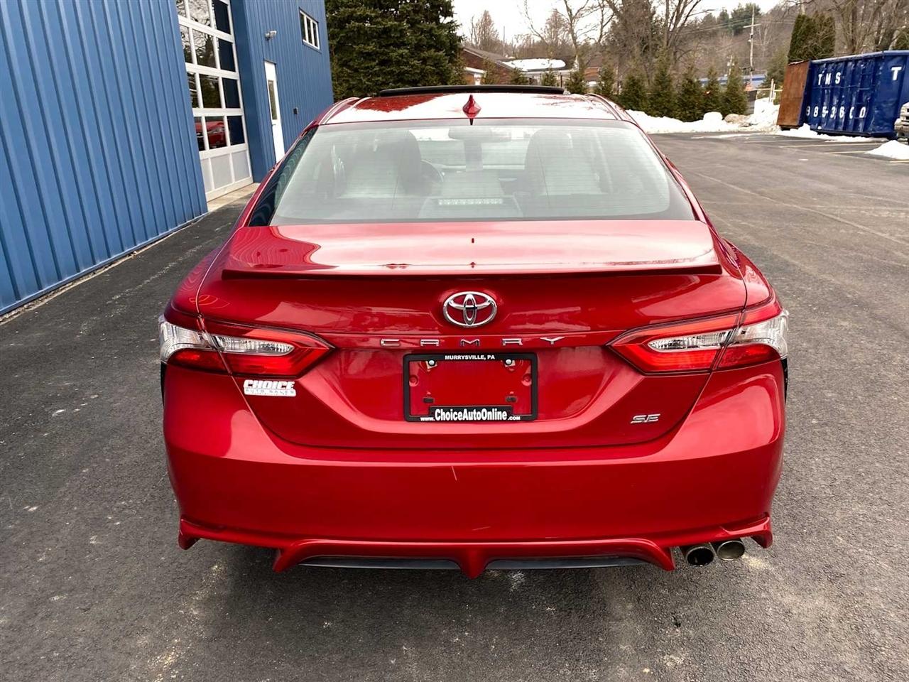 Toyota Camry SE 2019