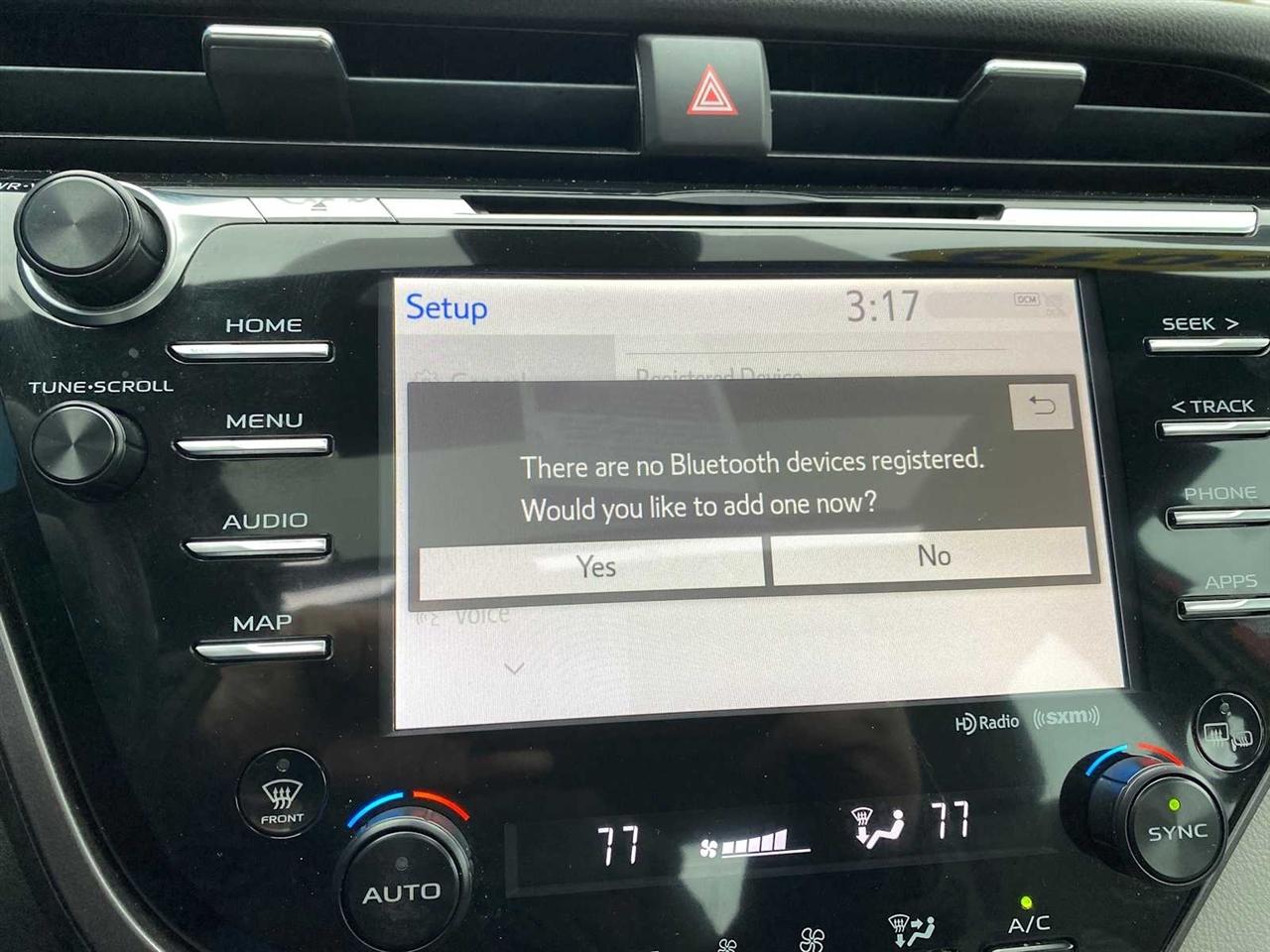 Toyota Camry SE 2019