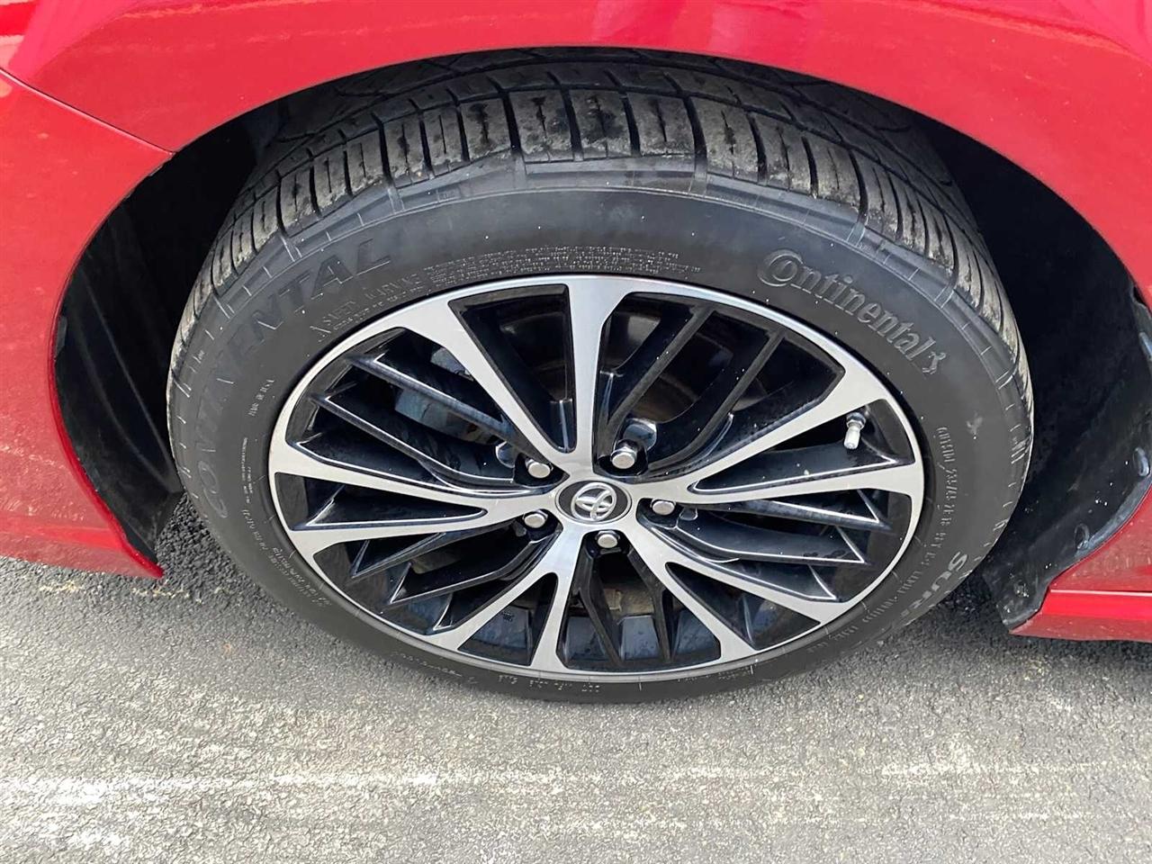 Toyota Camry SE 2019